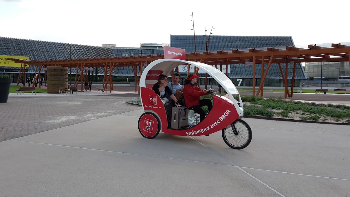 Navette avec 1 Vélo-Taxi egg  pour BBGR au Silmo