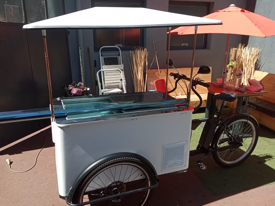 Triporteur Rétro Triporteur pour Chez Gaston