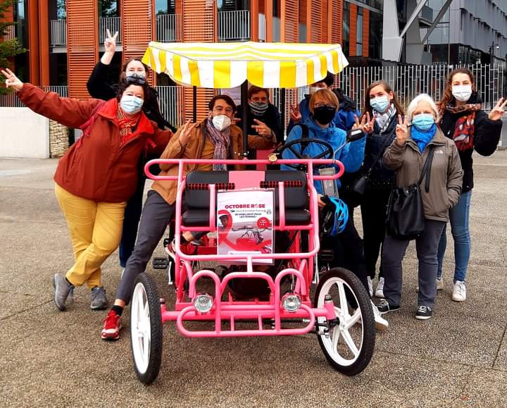 Location d'une rosalie d'Octobre Rose