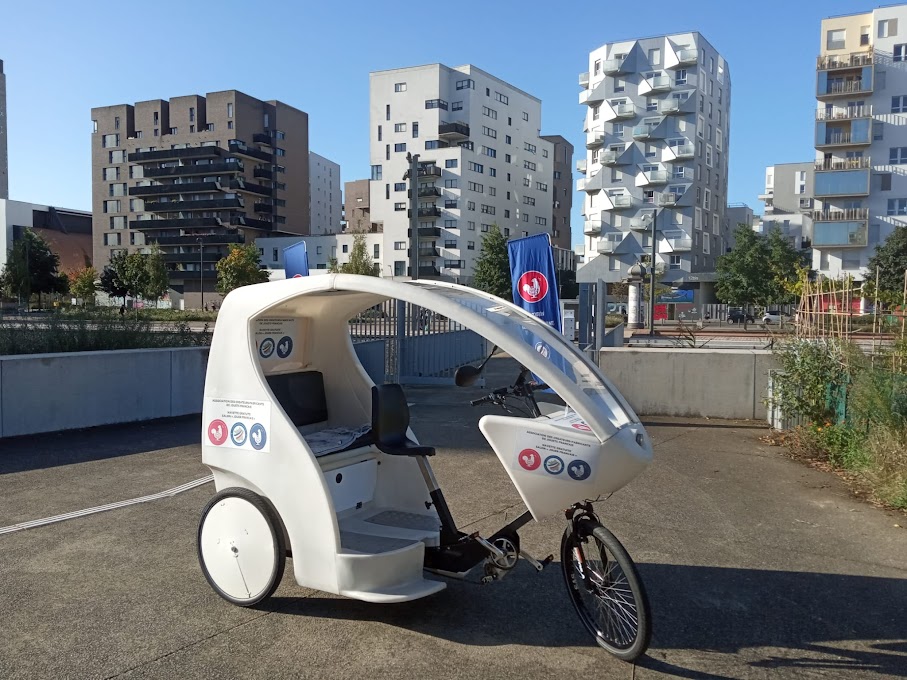 Location de 2 Vélos Taxis pour le Salon du Jouet Français