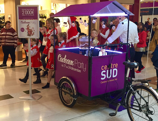 Location Triporteur 510 KV avec Tonnelle au Centre Commercial Centre Sud